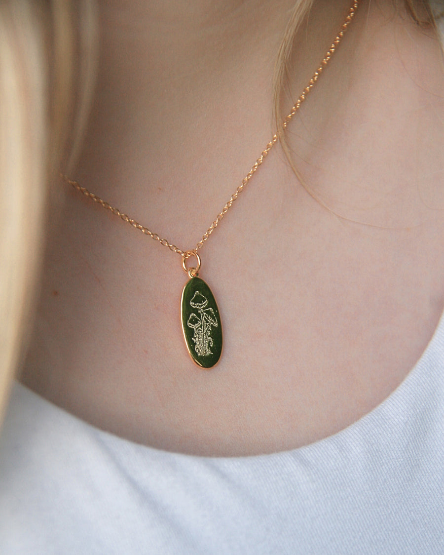 Wonderment Necklace in Gold Oval