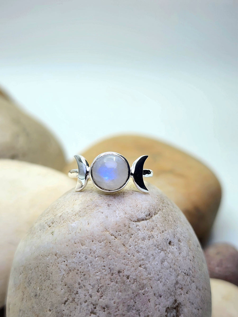 Celestial Moon Ring in Rainbow Moonstone Sterling Silver