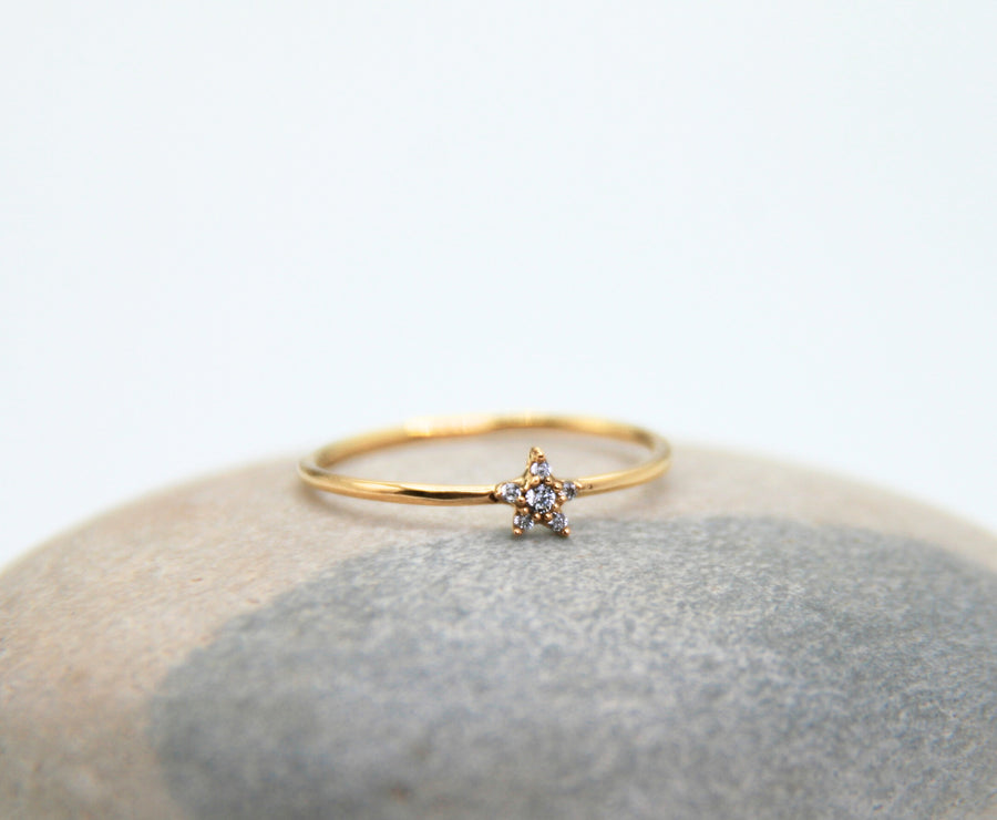 Gold Star Ring With Cubic Zirconia