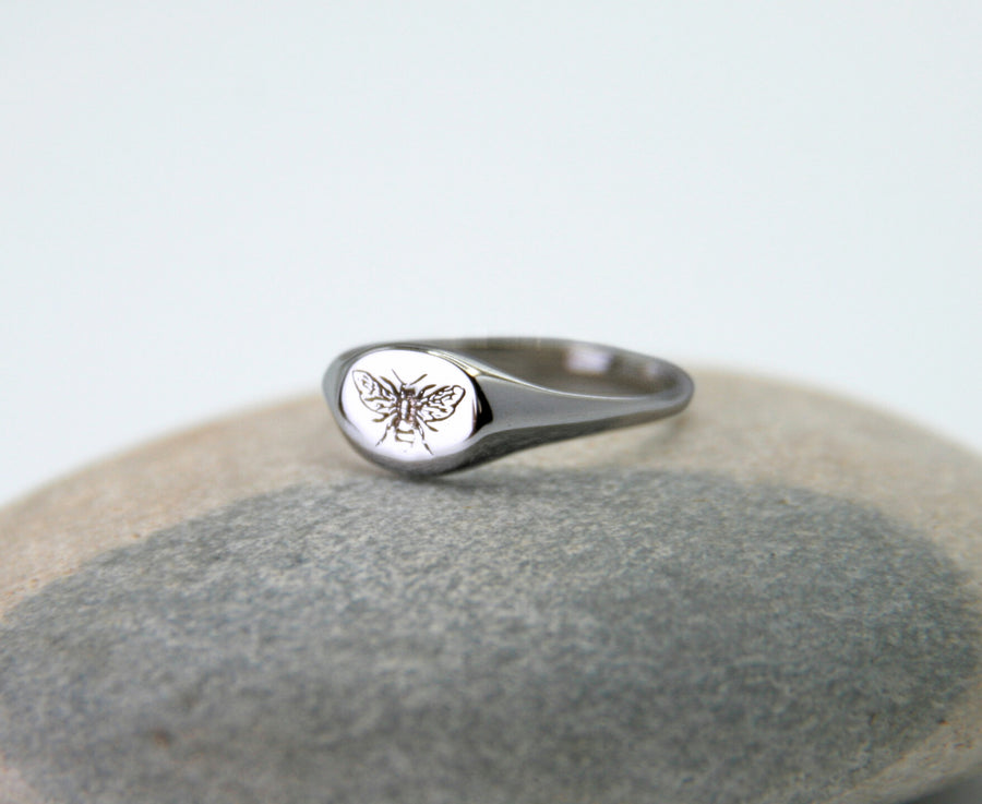 Bee Signet Ring in Sterling Silver - Symbol of Purpose