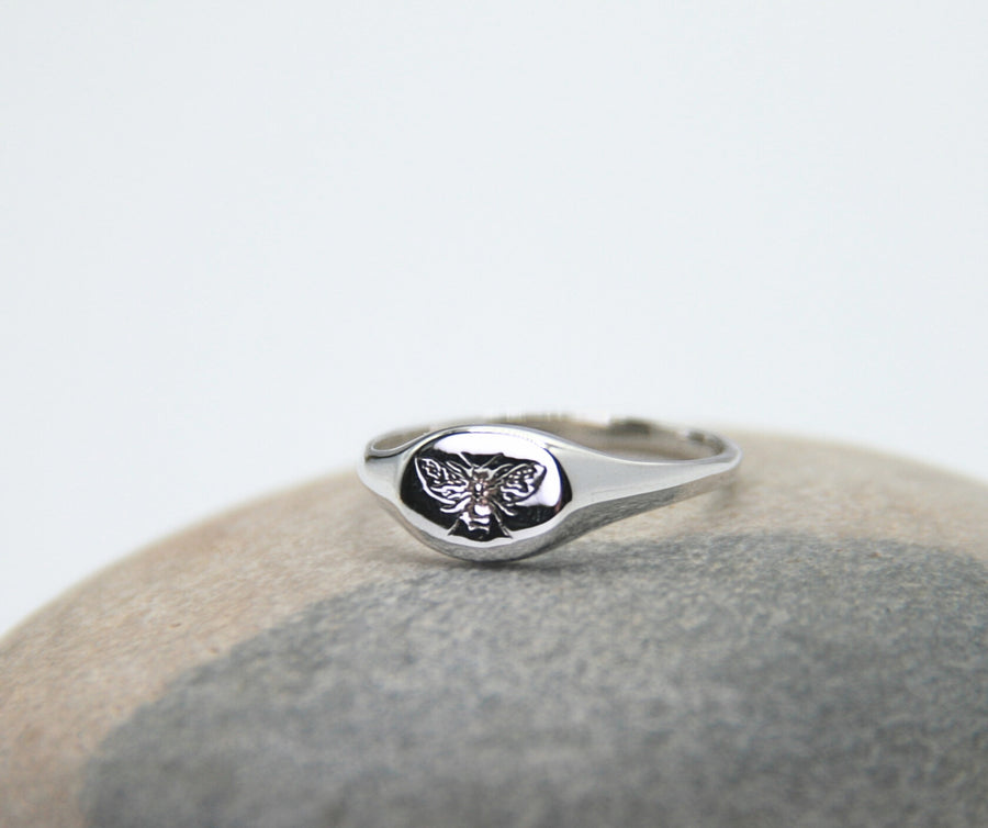 Bee Signet Ring in Sterling Silver - Symbol of Purpose