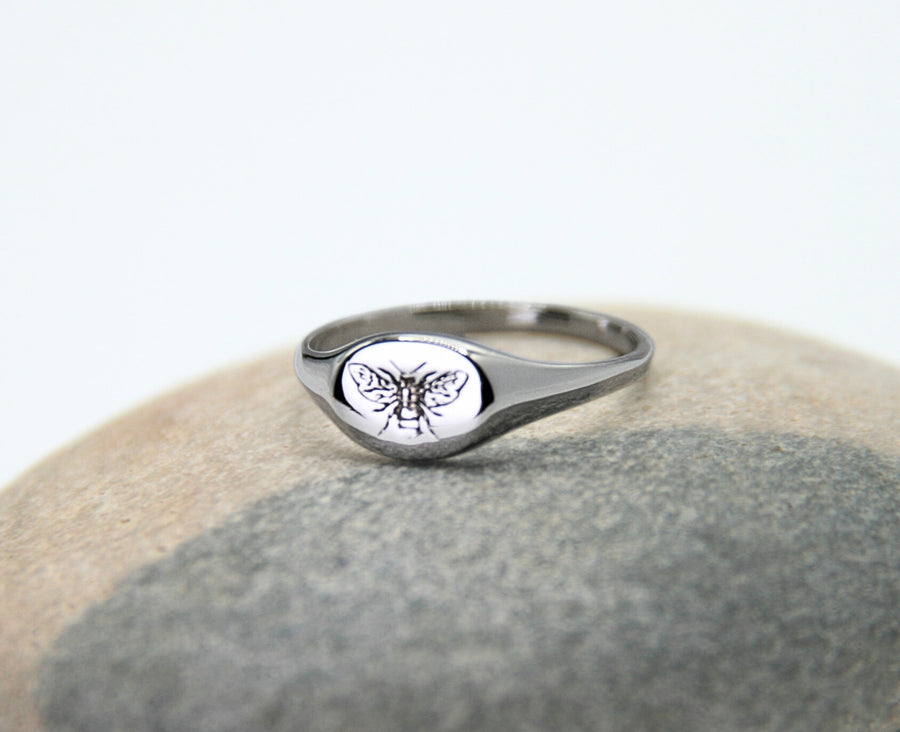 Bee Signet Ring in Sterling Silver - Symbol of Purpose