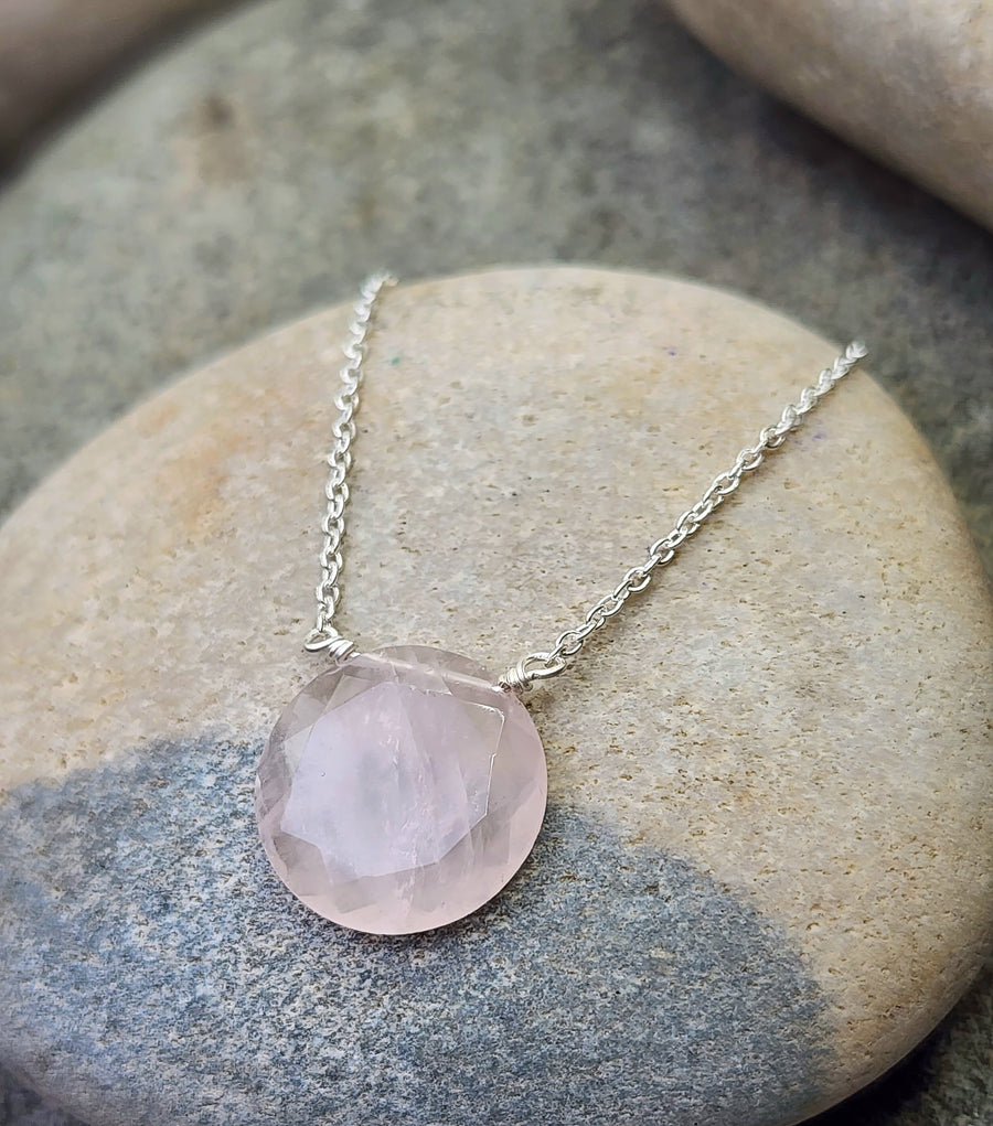 Rose Quartz Affirmation Round Necklace "Love"